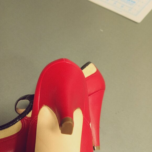 Nina Originals "Aneko" Pumps Leather/Suede Red/Tan/Black Size 8 NWOT - Picture 7 of 7